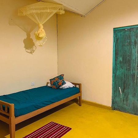 Lazy Monkey Surfhostel - Sri Lanka Dickwella Zewnętrze zdjęcie