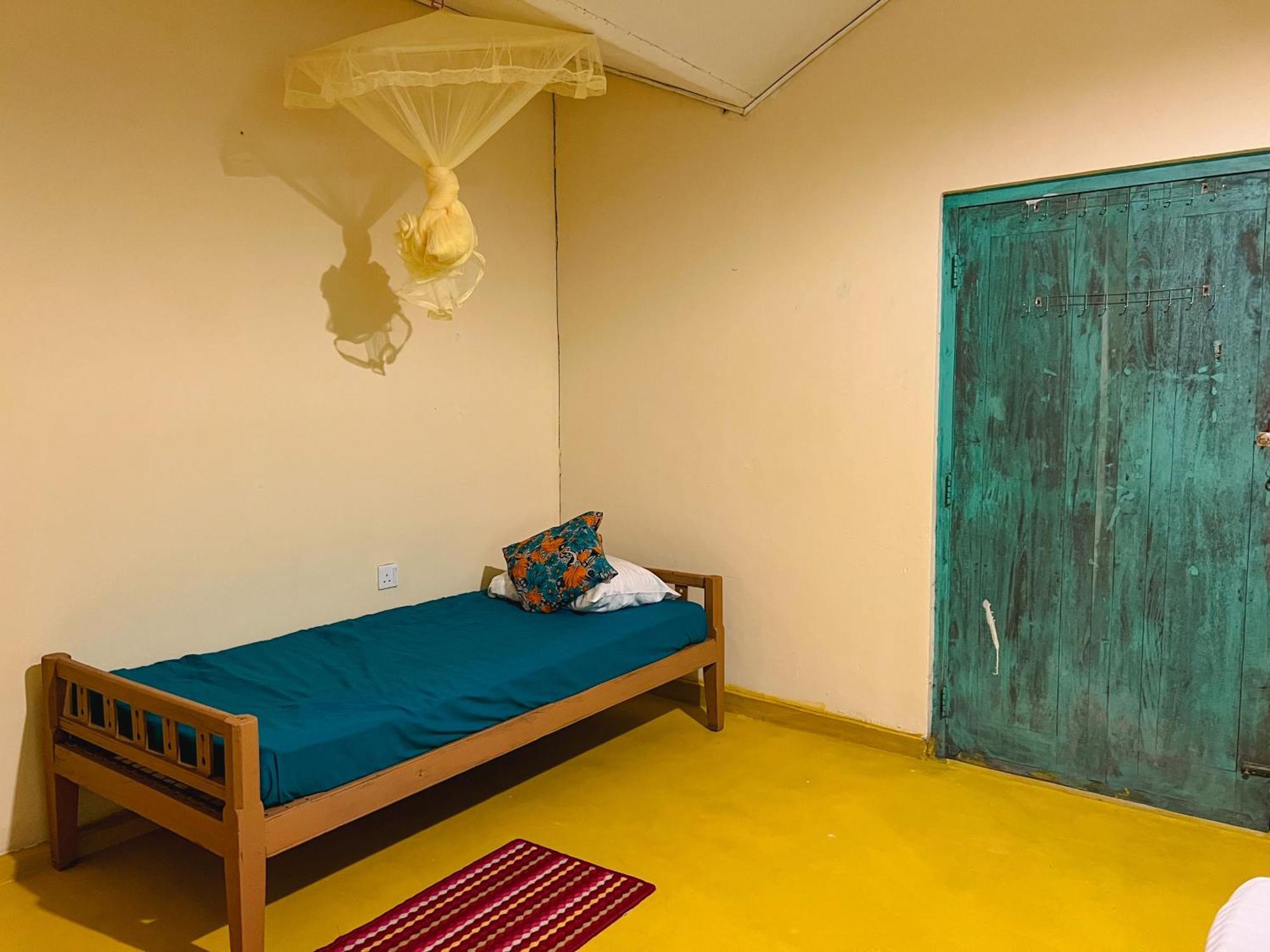 Lazy Monkey Surfhostel - Sri Lanka Dickwella Zewnętrze zdjęcie